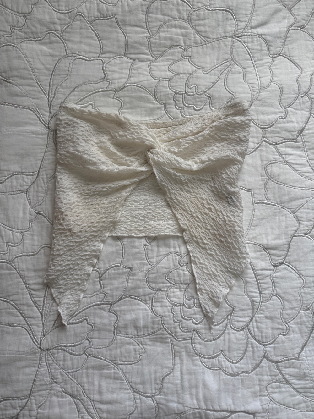 SHEIN Cream Textured Twist-Front Crop Top